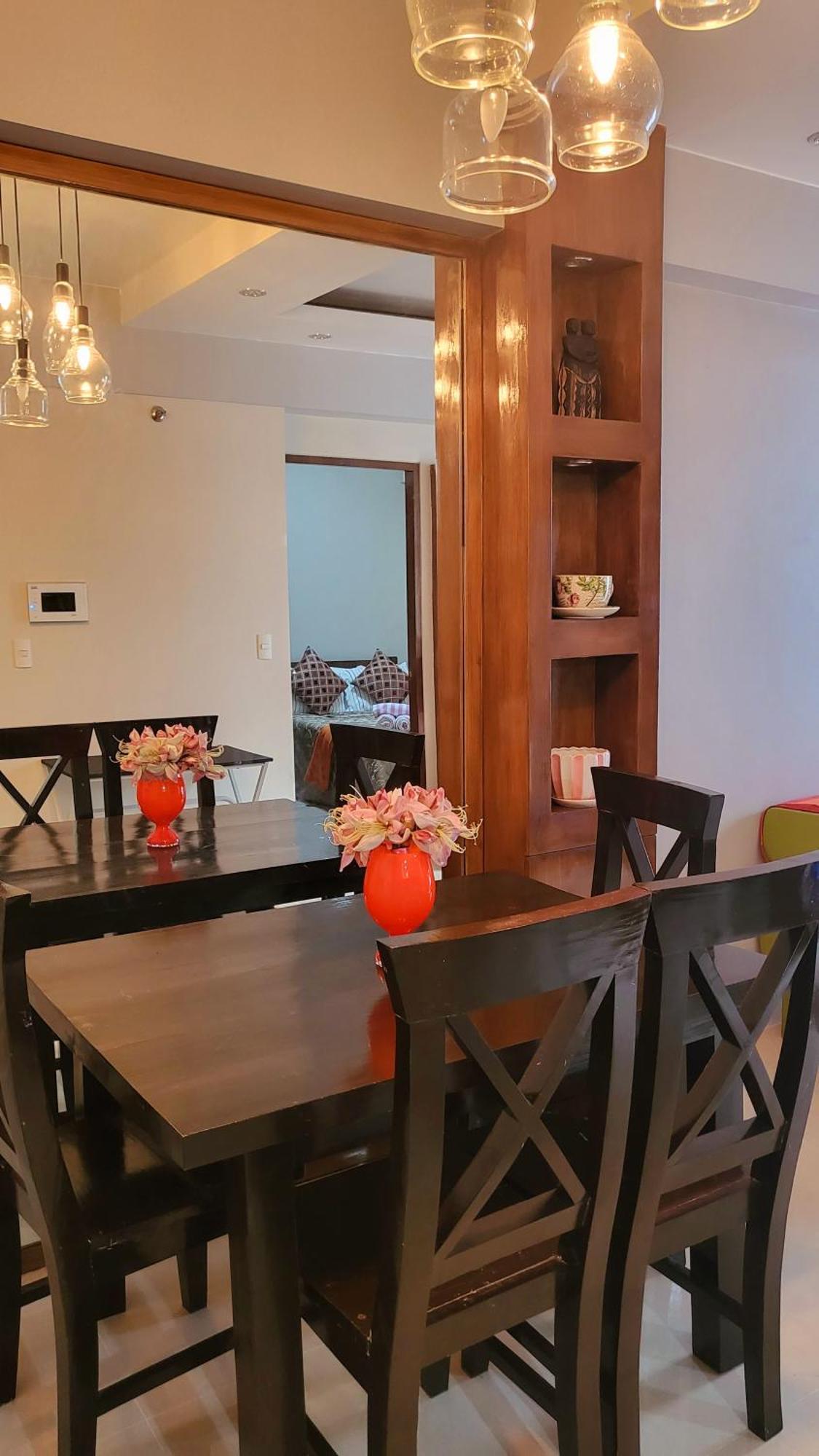 One Palm Tree Villas Condominium - Studio 10Th-O Fl With Balcony - Across Terminal 3 Airport Manila Esterno foto